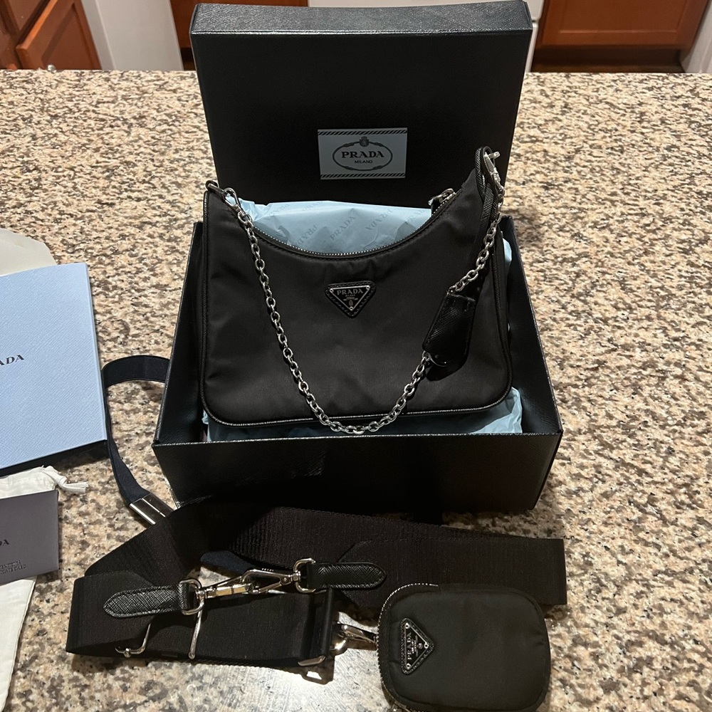 Authentic Prada crossbody 2005 Re-Edition